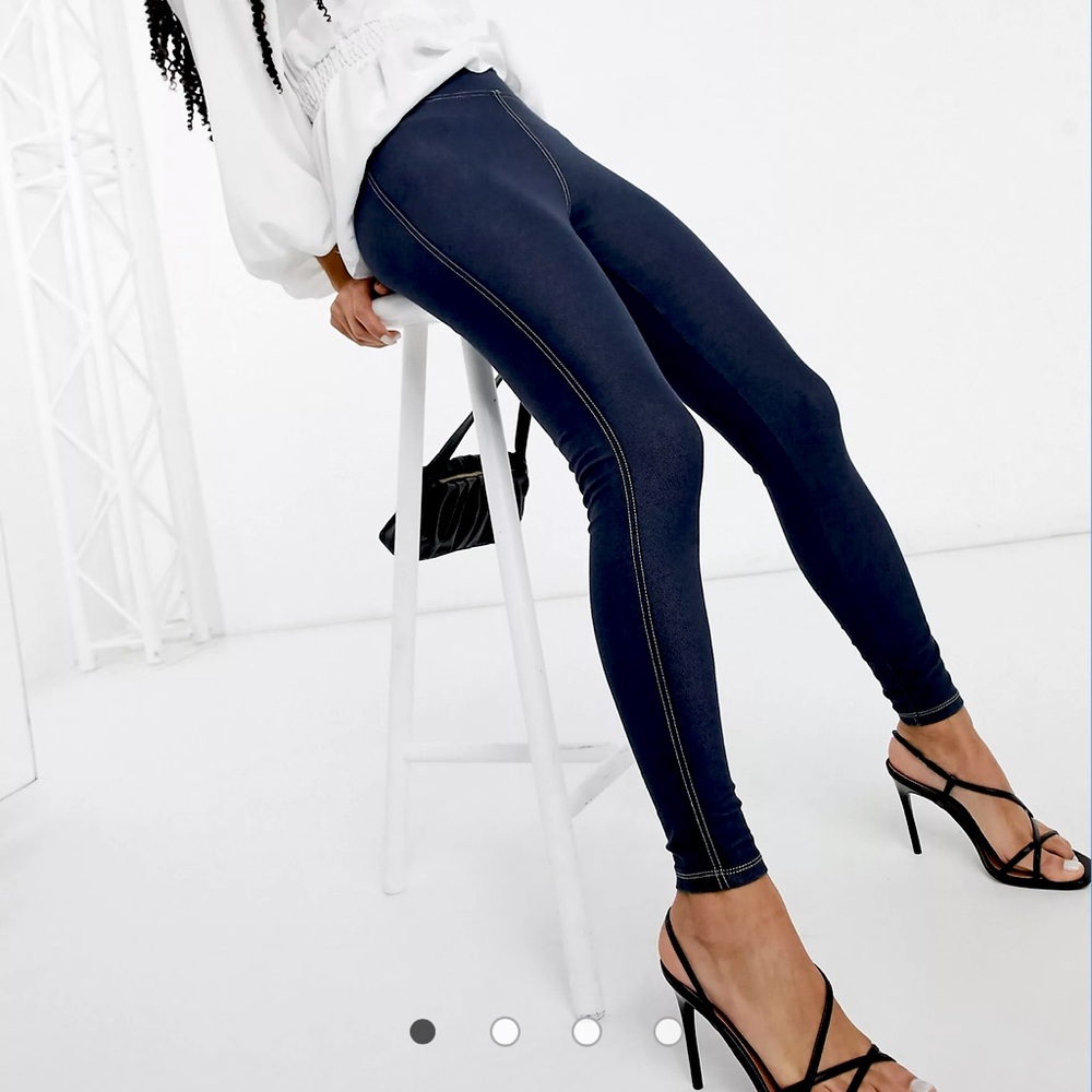 Uniqlo denim like leggings size S